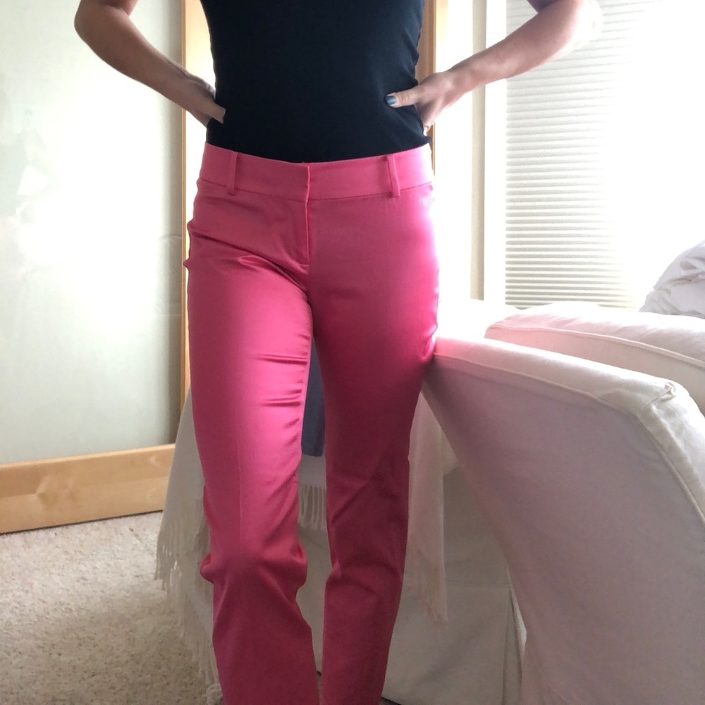 Pink Ann Taylor Business Capris Pants